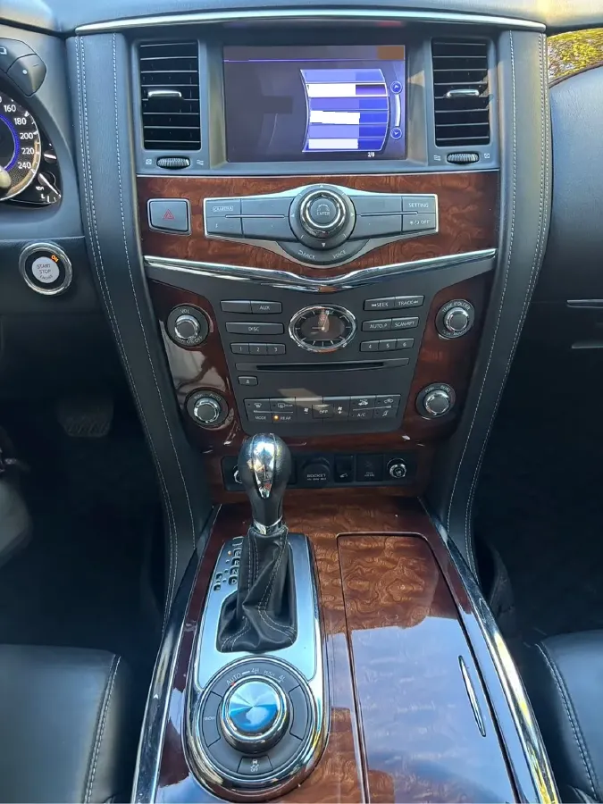 2016 Infiniti QX80 5.6L 398HP V8 7AT,autocango,china used car exporter,china ev exporter,chinese used car exporter,chinese used ev exporter