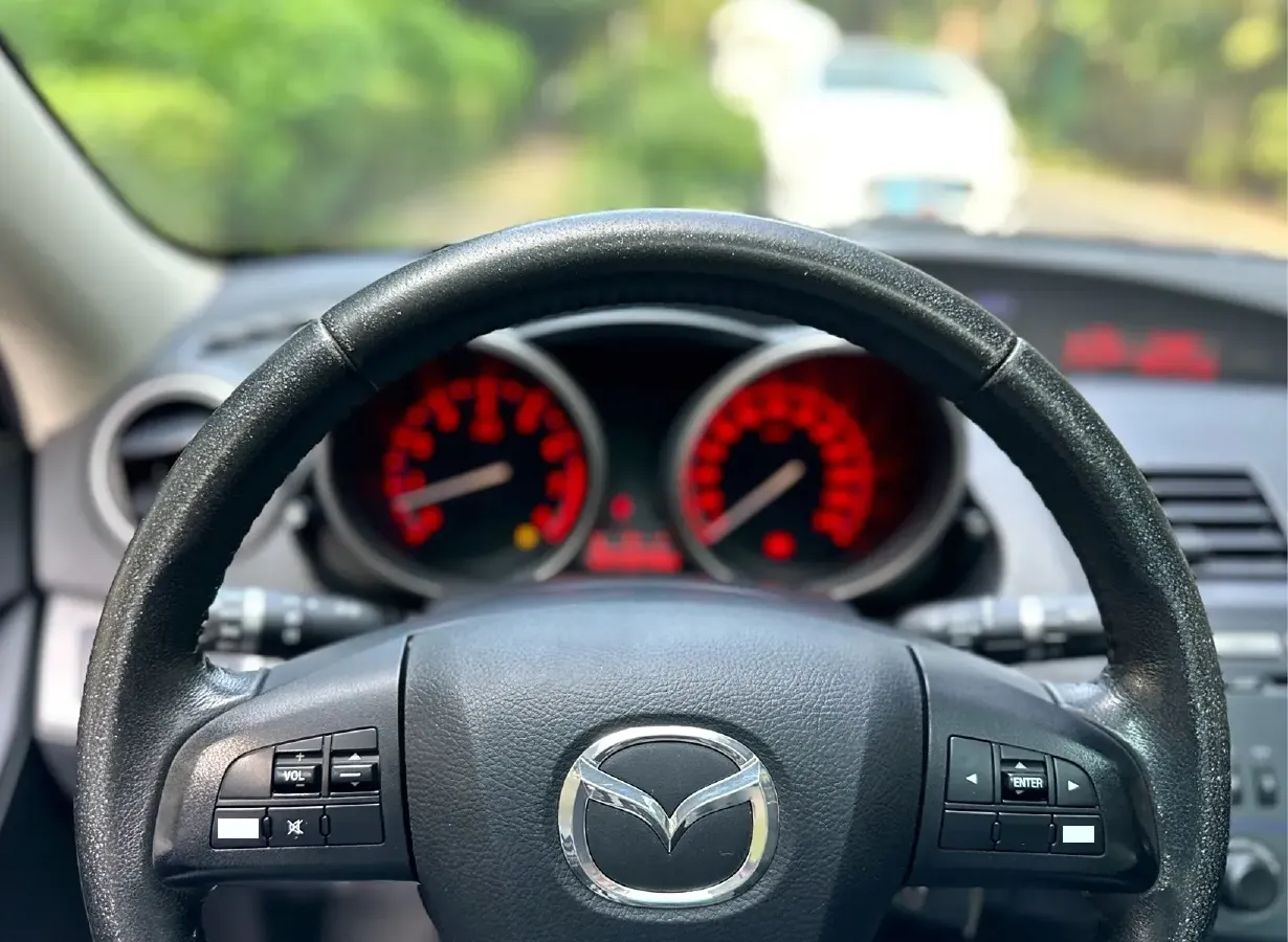 2010 Mazda 3 2.0L 147HP L4 6MT,autocango,china used car exporter,china ev exporter,chinese used car exporter,chinese used ev exporter