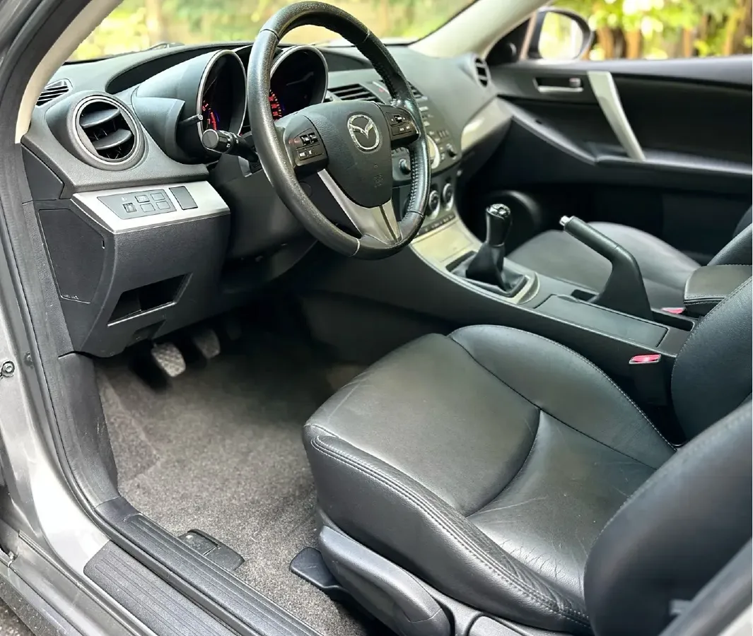 2010 Mazda 3 2.0L 147HP L4 6MT,autocango,china used car exporter,china ev exporter,chinese used car exporter,chinese used ev exporter