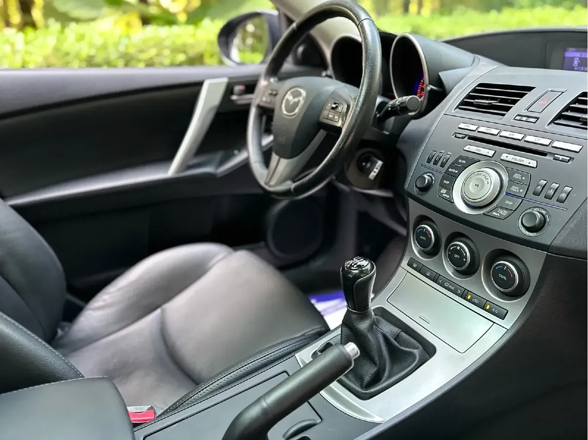 2010 Mazda 3 2.0L 147HP L4 6MT,autocango,china used car exporter,china ev exporter,chinese used car exporter,chinese used ev exporter