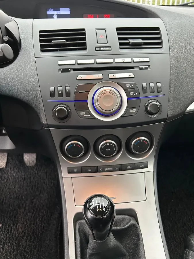 2010 Mazda 3 2.0L 147HP L4 6MT,autocango,china used car exporter,china ev exporter,chinese used car exporter,chinese used ev exporter