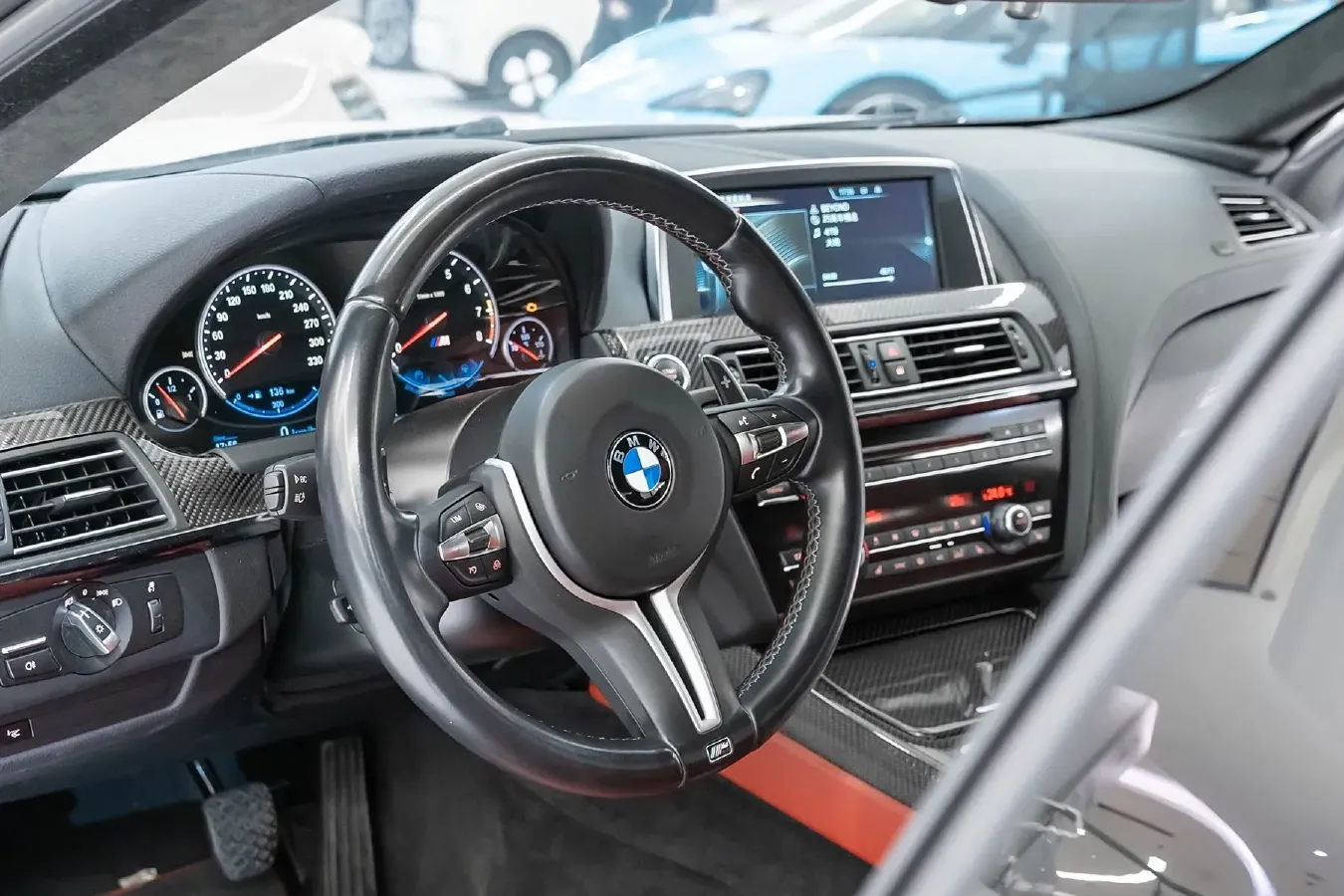 2015 BMW M6 4.4T 560HP V8 7DCT,autocango,china used car exporter,china ev exporter,chinese used car exporter,chinese used ev exporter