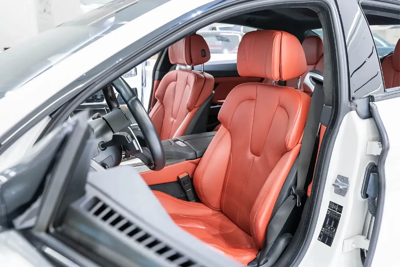 2015 BMW M6 4.4T 560HP V8 7DCT,autocango,china used car exporter,china ev exporter,chinese used car exporter,chinese used ev exporter