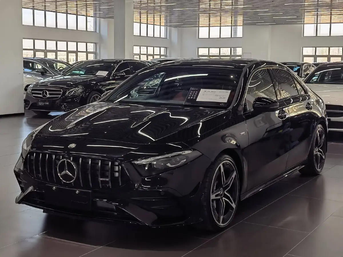 2024 Mercedes-Benz A AMG 2.0T 306HP L4 8DCT