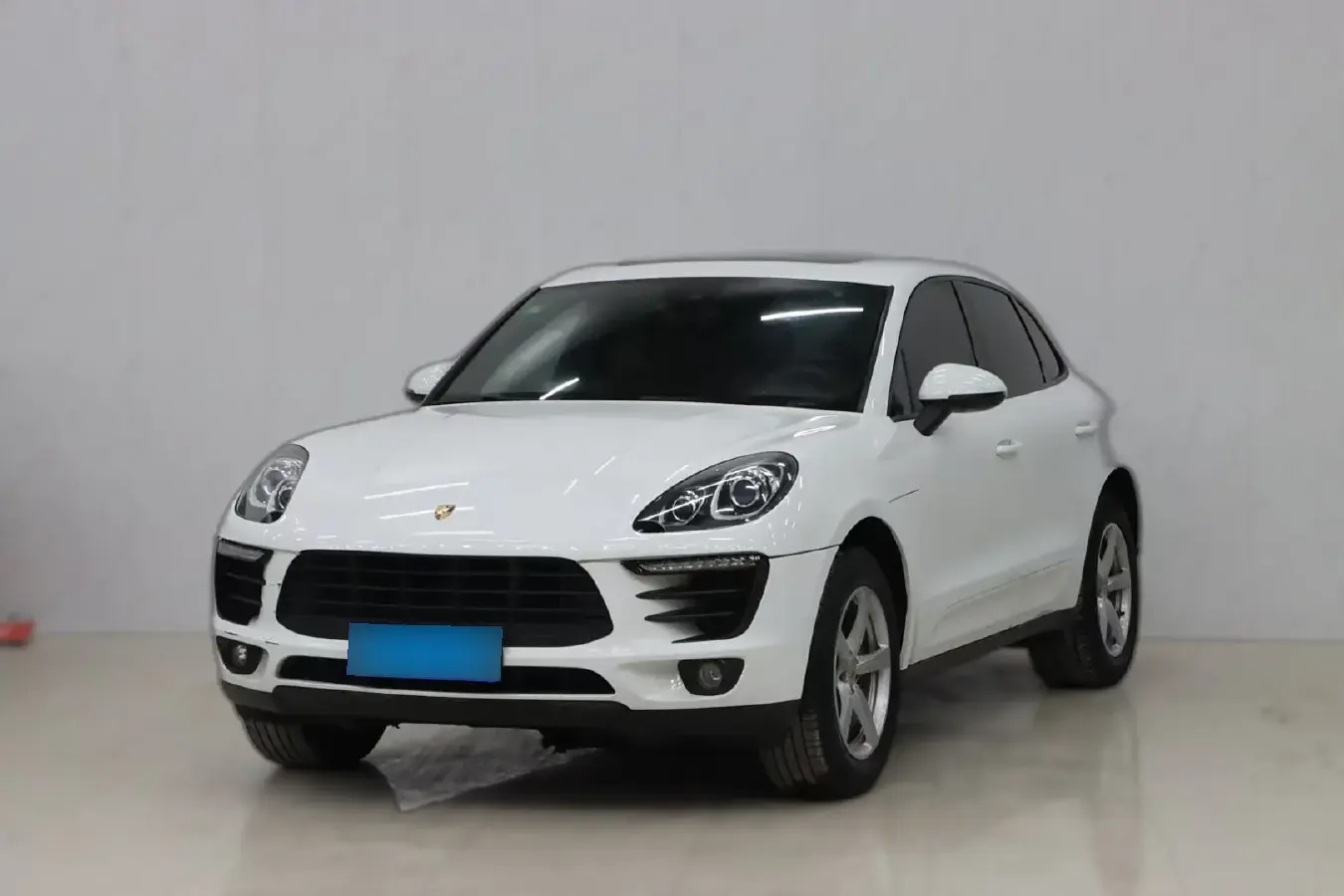 2017 Porsche Macan 2.0T 252HP L4 7DCT