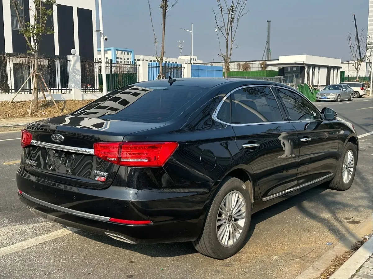 2017 JAC Refine A60 1.5T 174HP L4 6DCT,autocango,china used car exporter,china ev exporter,chinese used car exporter,chinese used ev exporter