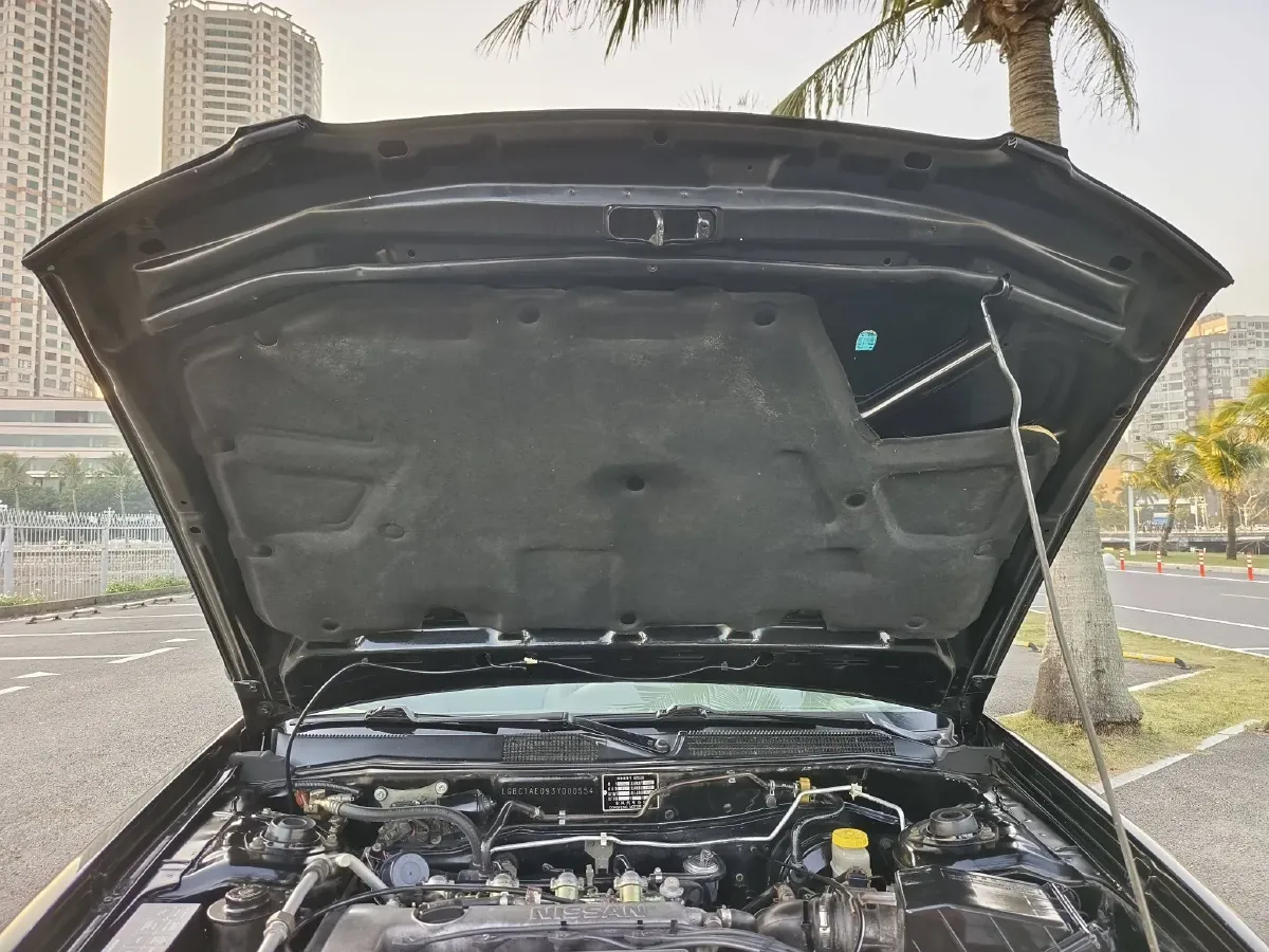 2004 Nissan Bluebird Classic 2.0L 154HP L4 4AT,autocango,china used car exporter,china ev exporter,chinese used car exporter,chinese used ev exporter