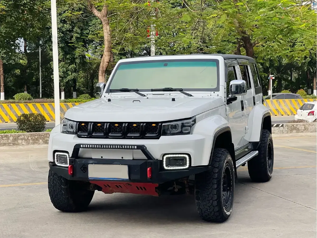 2018 BeiJing BJ40 2.3T 250HP L4 6AT