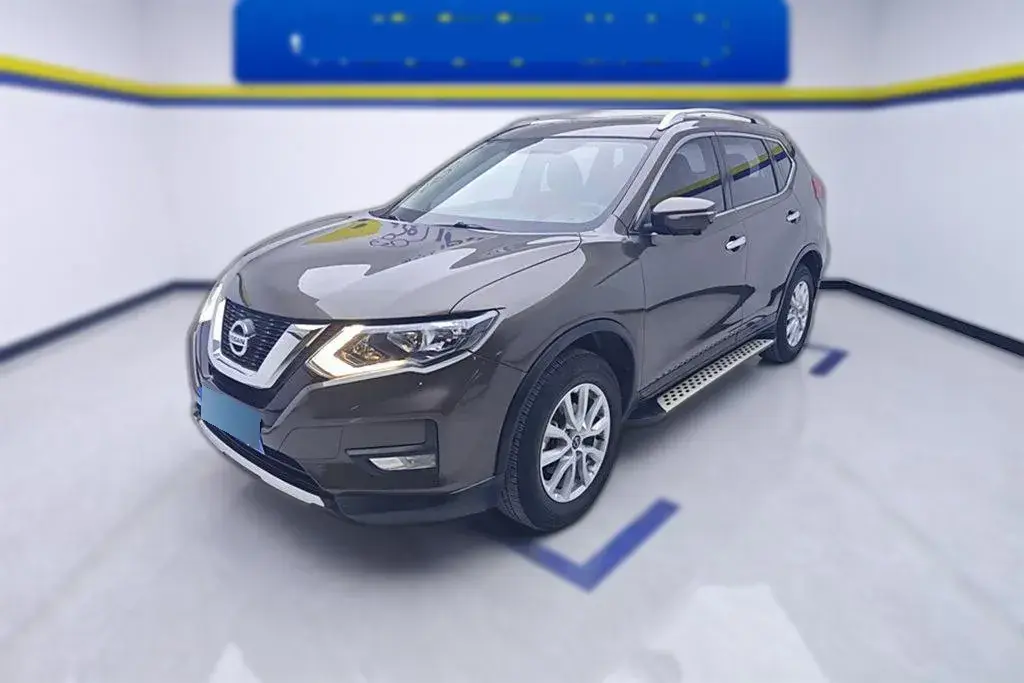 2017 Nissan X-Trail 2.0L 150HP L4 CVT