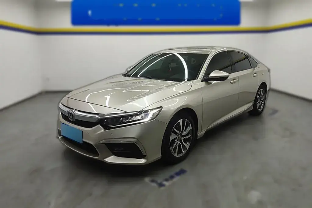 2019 Honda Inspire 1.5T 194HP L4 CVT