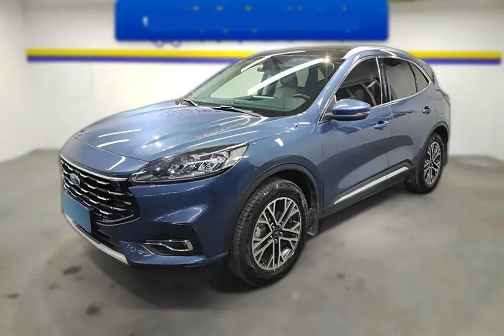 2020 Ford Escape 2.0T 248HP L4 8AT