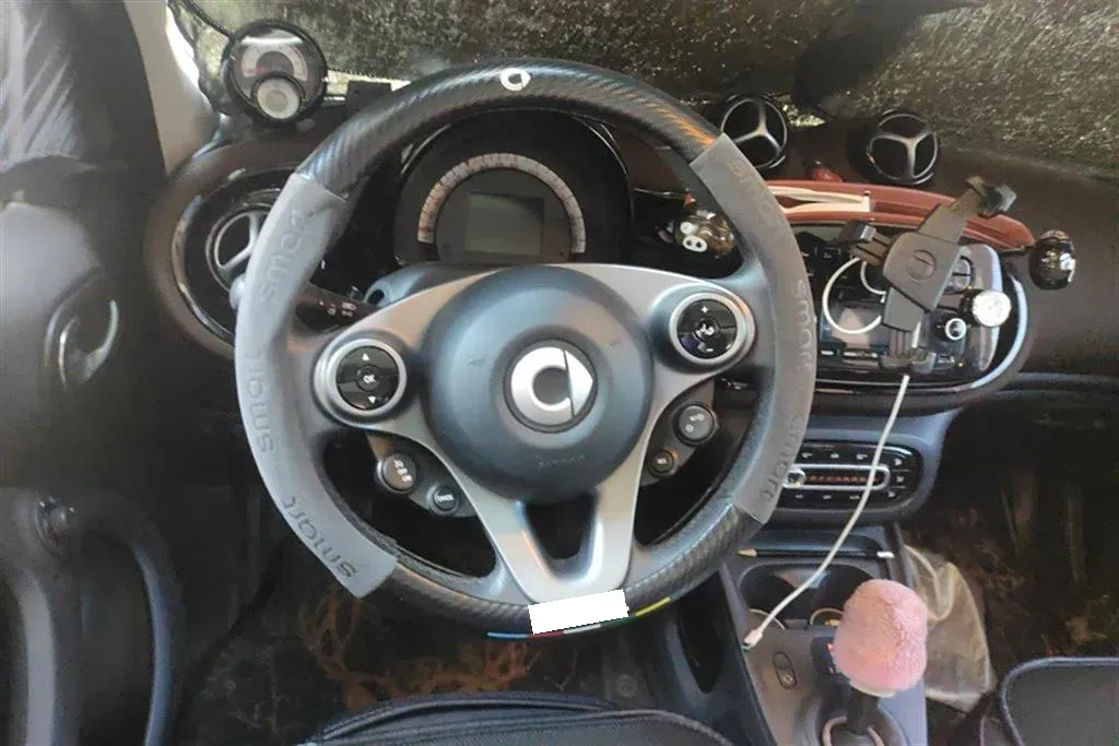 2018 Smart smart forfour 0.9T 90HP L3 6DCT,autocango,china used car exporter,china ev exporter,chinese used car exporter,chinese used ev exporter