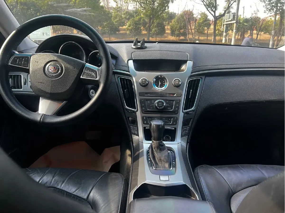 2009 Cadillac CTS 2.8L 210HP V6 6AT,autocango,china used car exporter,china ev exporter,chinese used car exporter,chinese used ev exporter