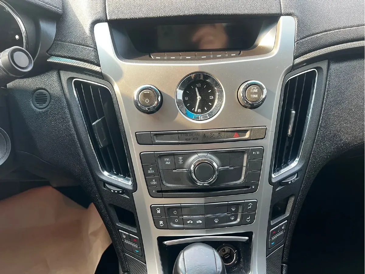 2009 Cadillac CTS 2.8L 210HP V6 6AT,autocango,china used car exporter,china ev exporter,chinese used car exporter,chinese used ev exporter