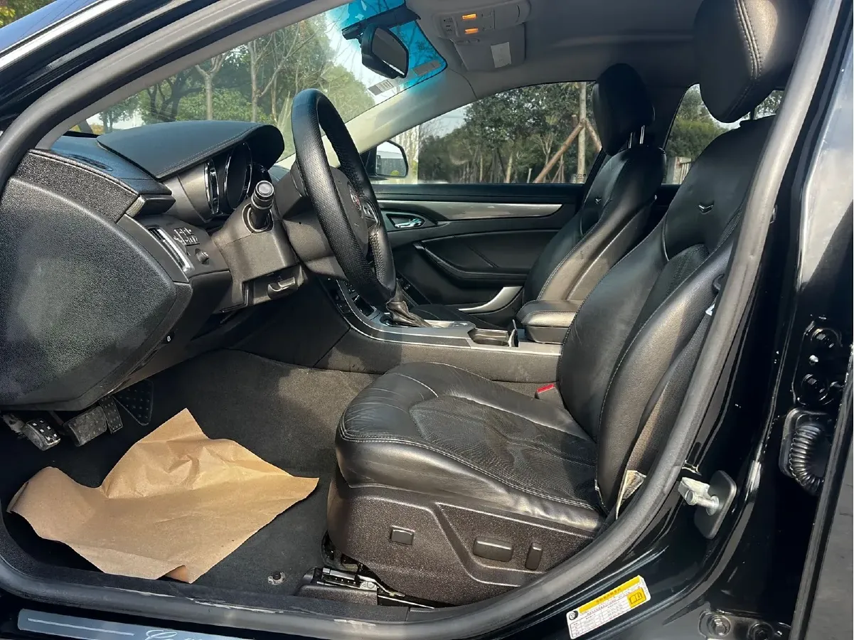 2009 Cadillac CTS 2.8L 210HP V6 6AT,autocango,china used car exporter,china ev exporter,chinese used car exporter,chinese used ev exporter