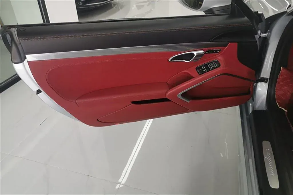 2018 Porsche 718 2.0T 250HP H4 7DCT,autocango,china used car exporter,china ev exporter,chinese used car exporter,chinese used ev exporter