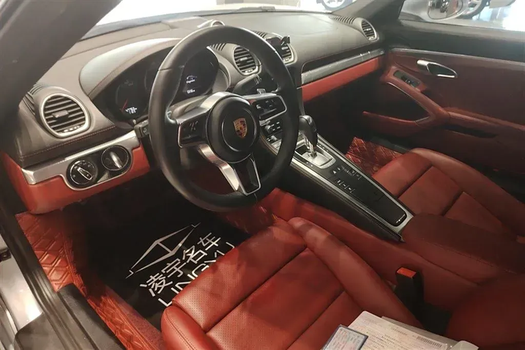 2018 Porsche 718 2.0T 250HP H4 7DCT,autocango,china used car exporter,china ev exporter,chinese used car exporter,chinese used ev exporter