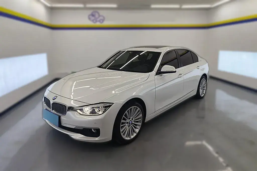 2018 BMW 3 Series 2.0T 184HP L4 8AT