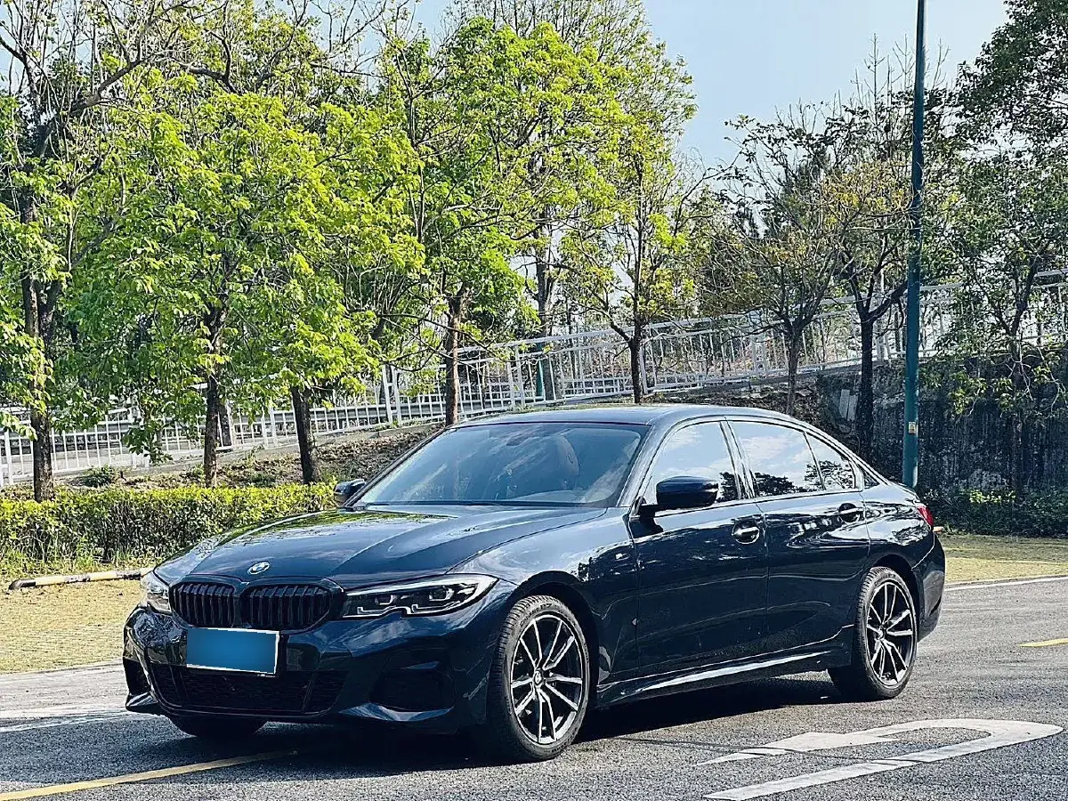 2022 BMW 3 Series 2.0T 156HP L4 8AT