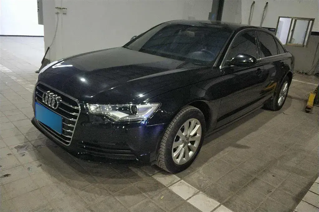 2015 Audi A6L 2.0T 180HP L4 CVT