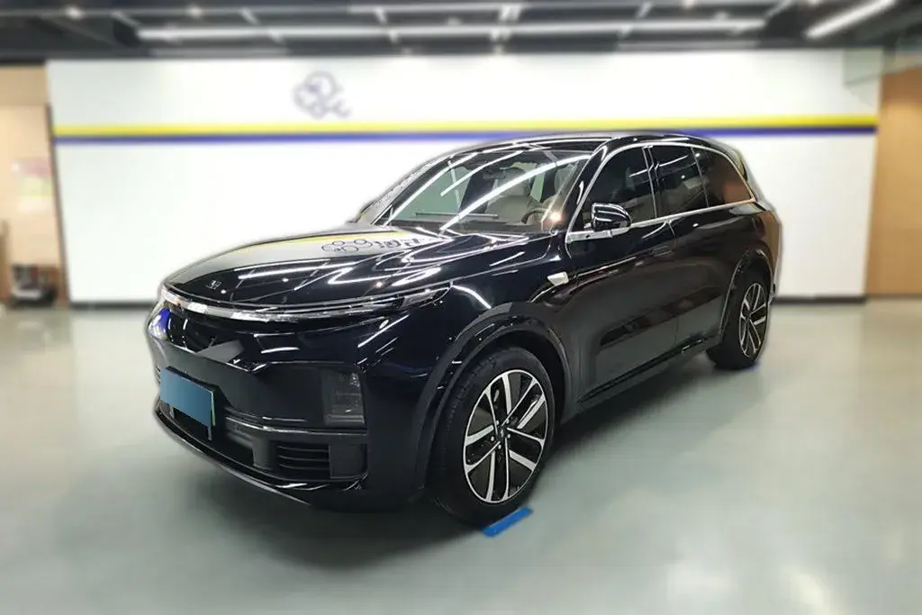 2023 Li L8 Range Extended 154HP REEV 40.9KWH