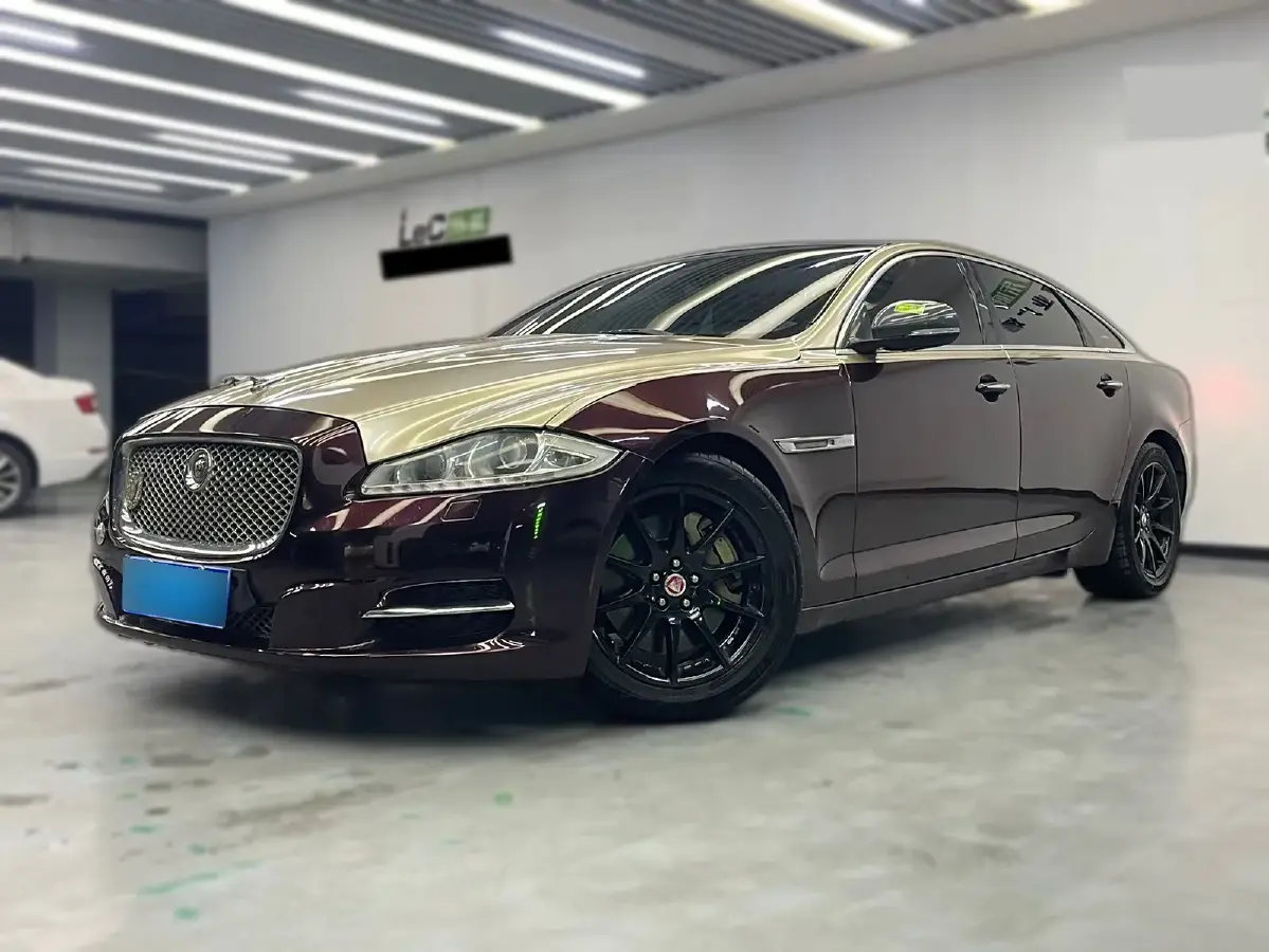 2014 Jaguar XJ 2.0T 240HP L4 8AT