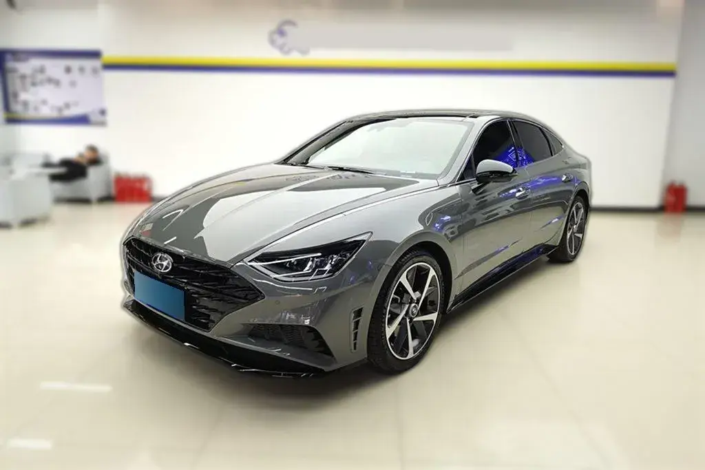 2020 Hyundai Sonata 2.0T 240HP L4 8AT