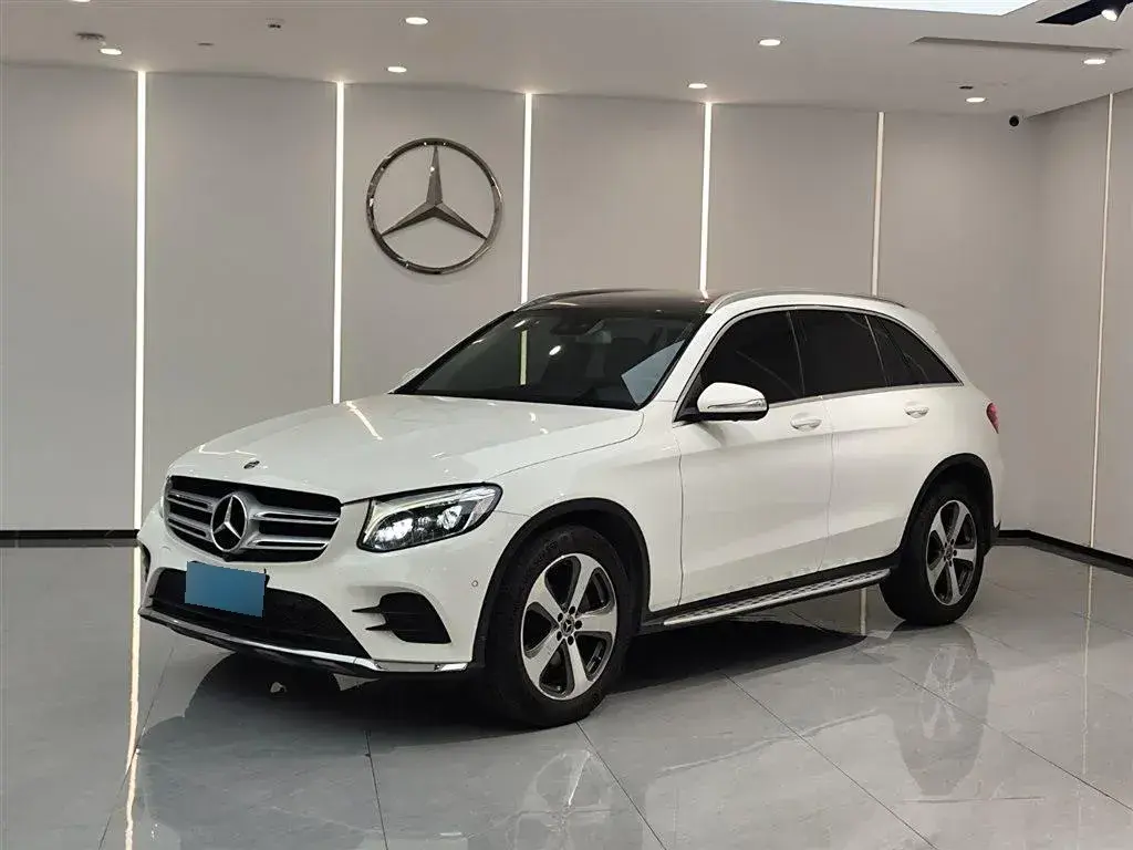 2017 Mercedes-Benz GLC Class 2.0T 245HP L4 9AT
