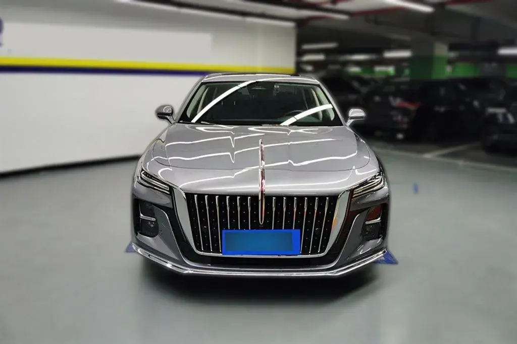 2023 HongQi H5 2.0T 224HP L4 8AT