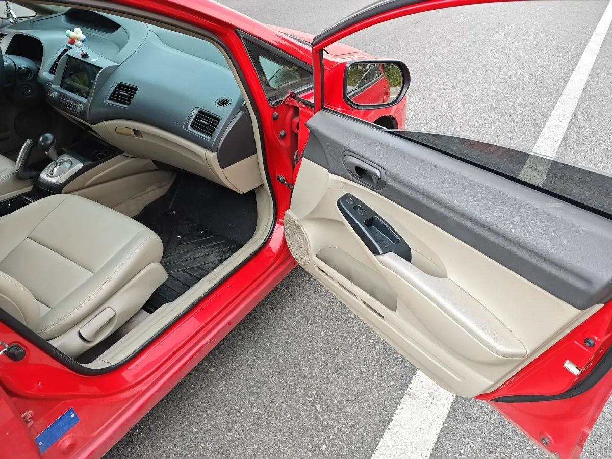 2012 Ciimo Ciimo 1.8L 140HP L4 5AT,autocango,china used car exporter,china ev exporter,chinese used car exporter,chinese used ev exporter