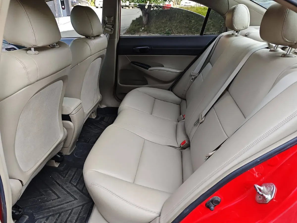 2012 Ciimo Ciimo 1.8L 140HP L4 5AT,autocango,china used car exporter,china ev exporter,chinese used car exporter,chinese used ev exporter