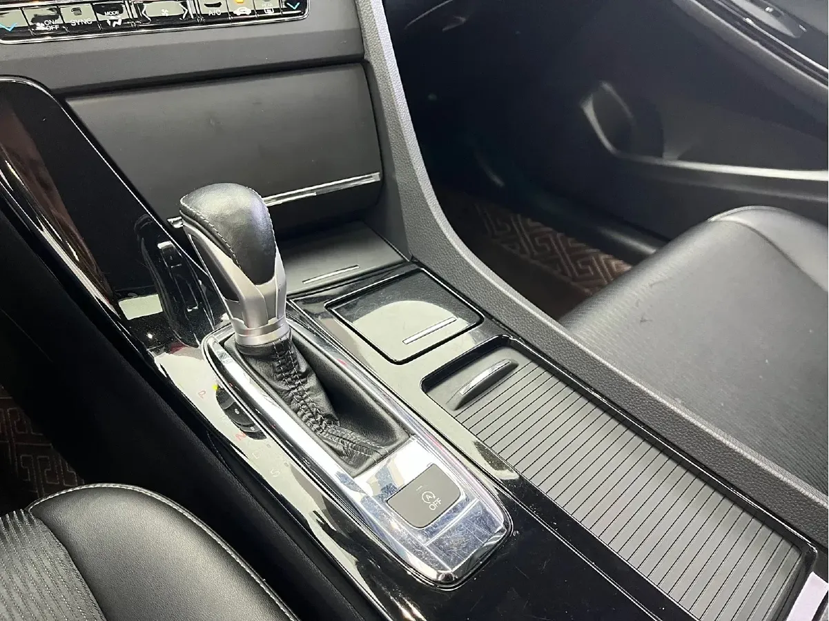 2017 Honda Spirior 2.0L 155HP L4 CVT,autocango,china used car exporter,china ev exporter,chinese used car exporter,chinese used ev exporter