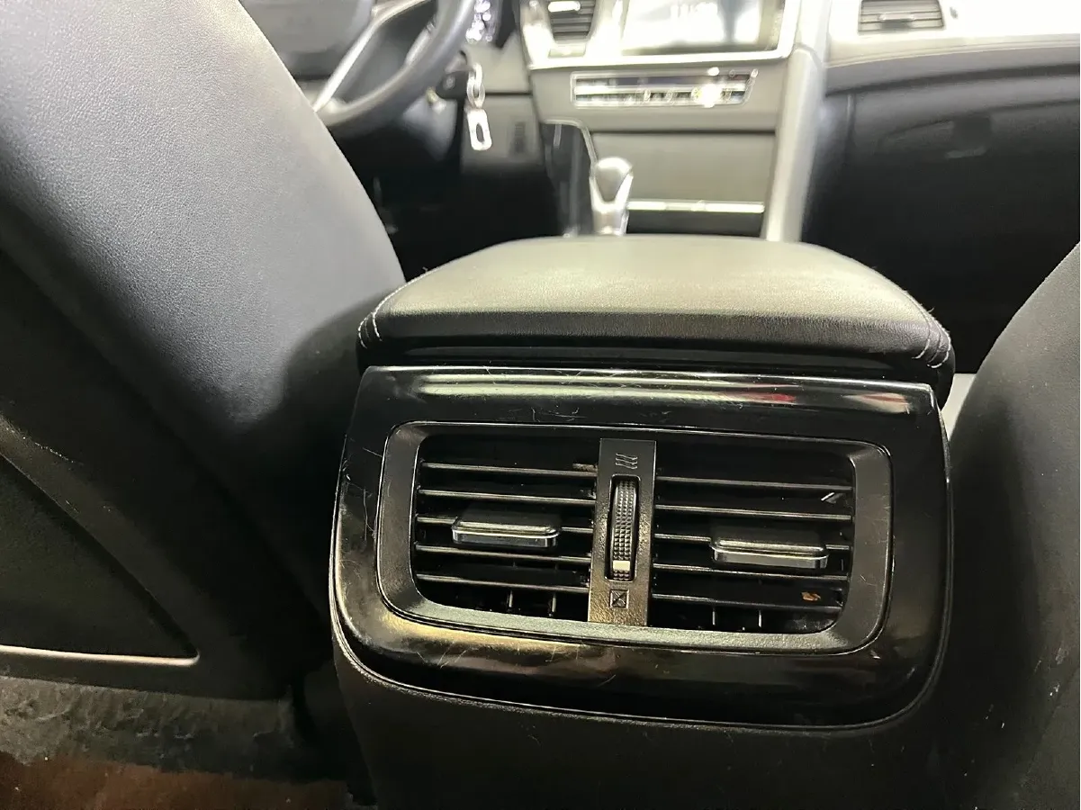 2017 Honda Spirior 2.0L 155HP L4 CVT,autocango,china used car exporter,china ev exporter,chinese used car exporter,chinese used ev exporter