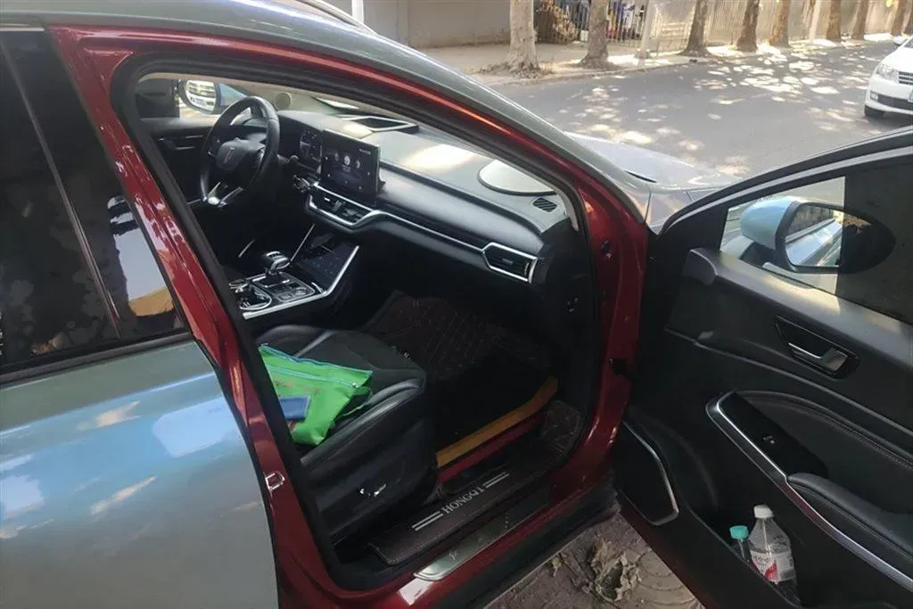 2019 HongQi E-HS3 BEV 52.5KWH,autocango,china used car exporter,china ev exporter,chinese used car exporter,chinese used ev exporter