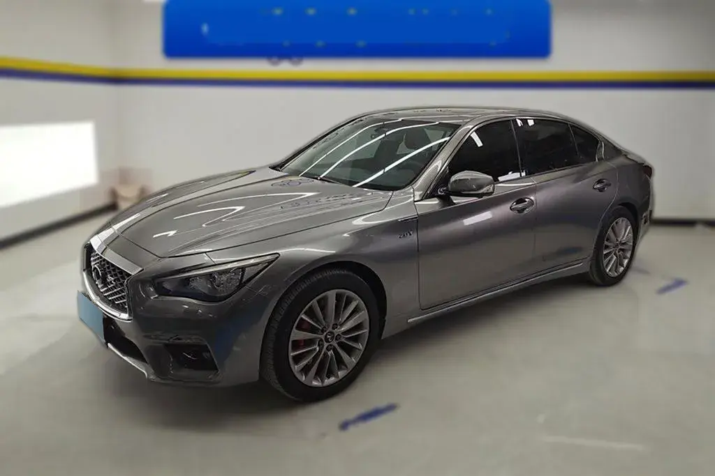 2018 Infiniti Q50L 2.0T 211HP L4 7AT