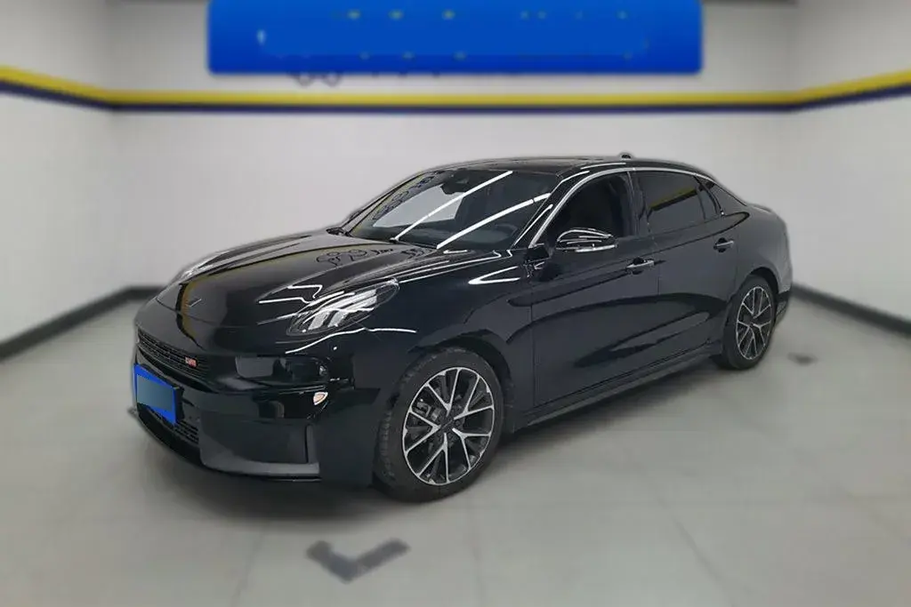 2019 LYNK&CO 03 2.0T 190HP L4 6AT