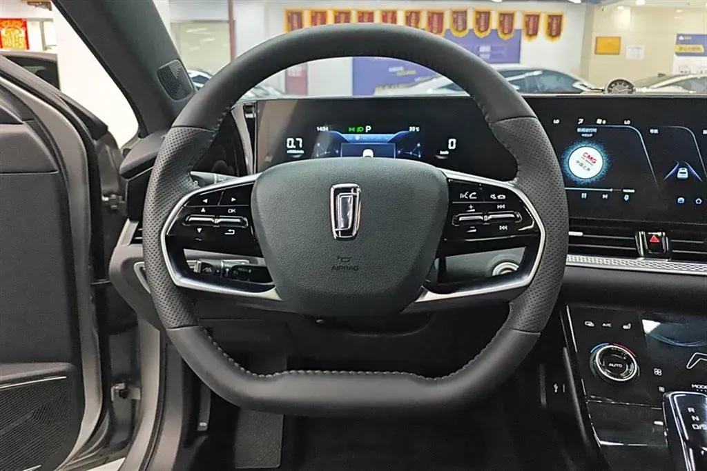 2022 Bestune B70S 1.5T 169HP L4 7DCT,autocango,china used car exporter,china ev exporter,chinese used car exporter,chinese used ev exporter