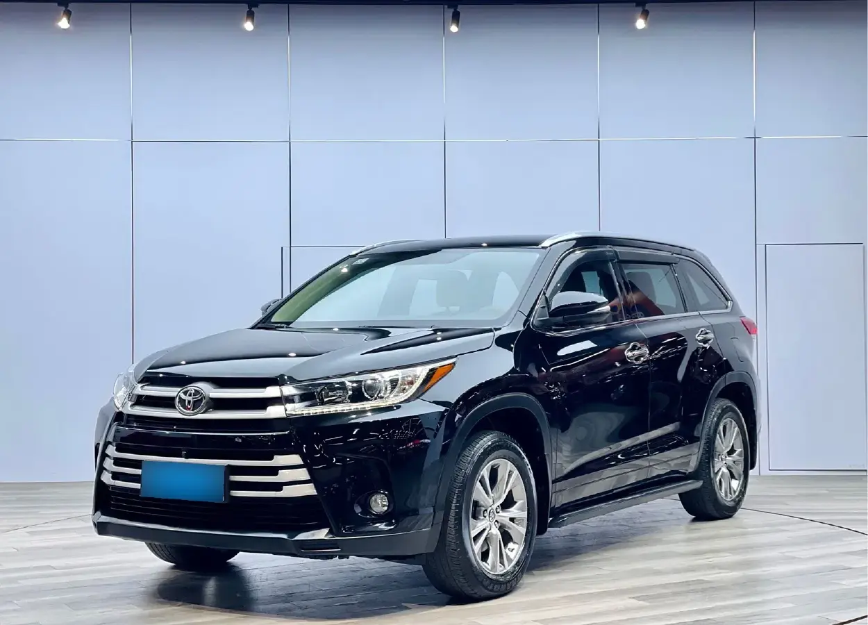 2021 Toyota Highlander 2.0T 220HP L4 6AT