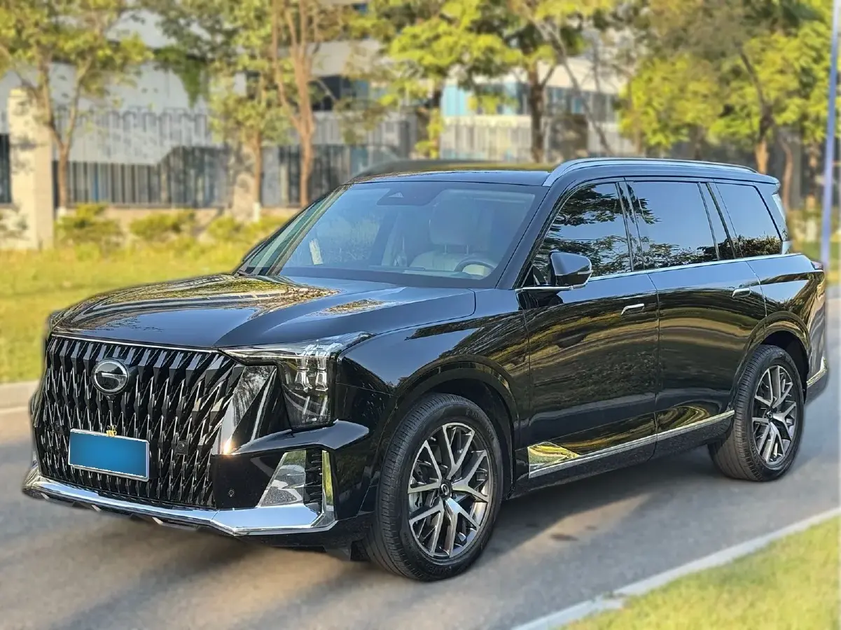 2022 GAC Trumpchi GS8 2.0T 190HP L4 E-CVT Hybrid