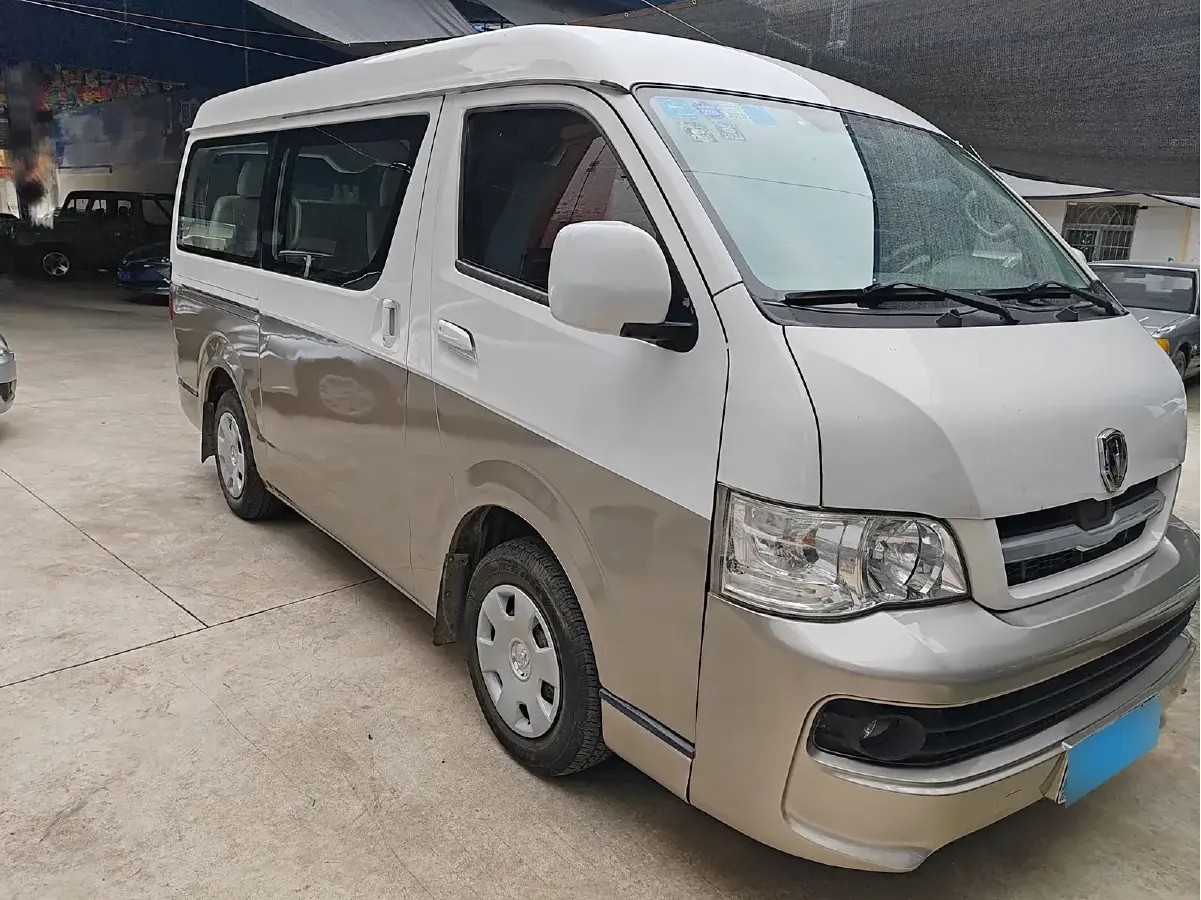 2014 JinBei Sea Lion 2.0L 102HP L4 5MT