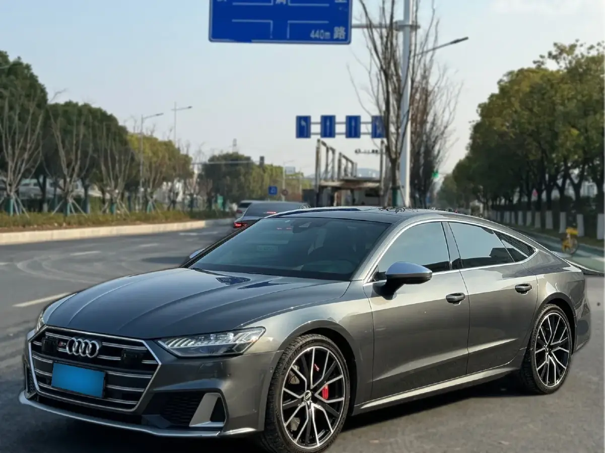 2022 Audi S7 2.9T 450HP V6 8AT