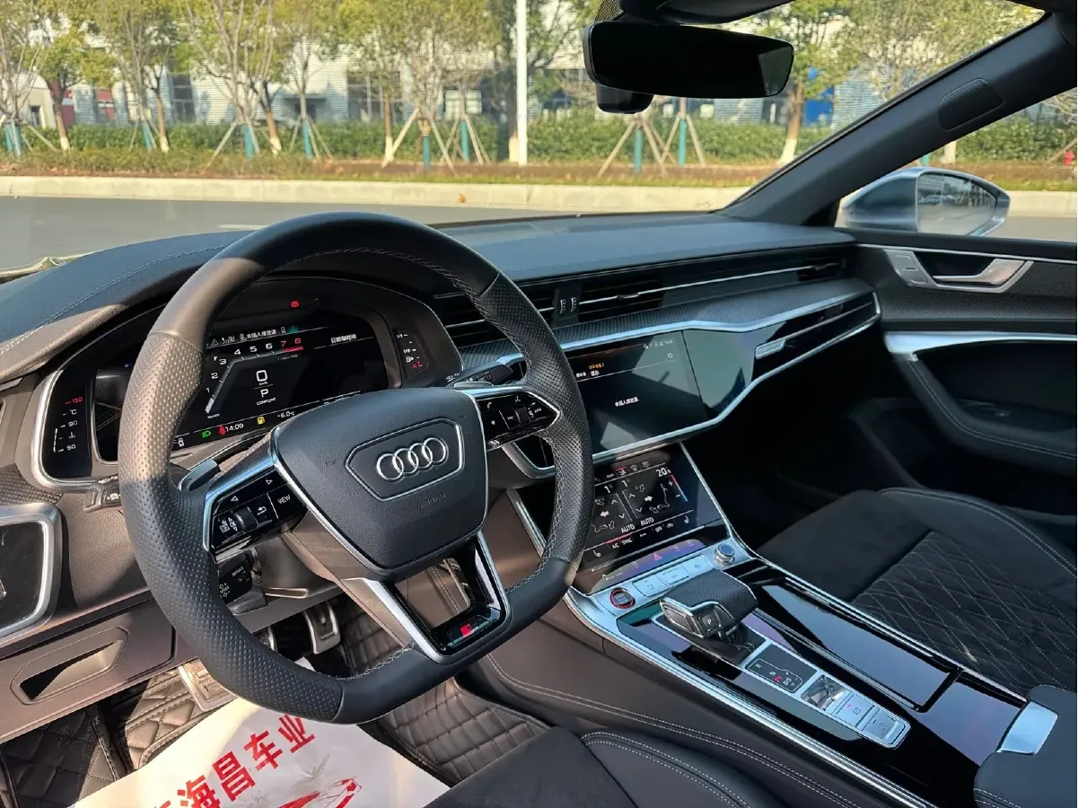 2022 Audi S7 2.9T 450HP V6 8AT,autocango,china used car exporter,china ev exporter,chinese used car exporter,chinese used ev exporter