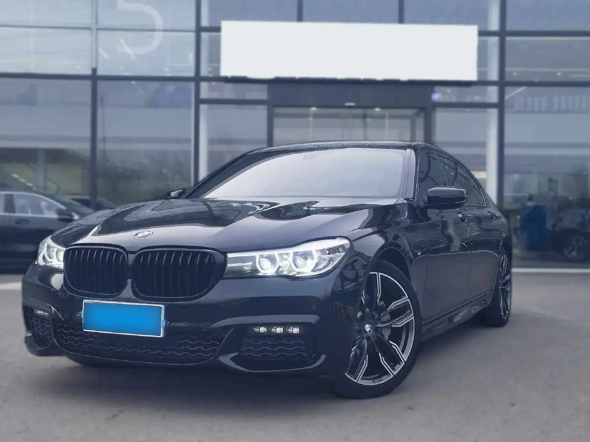 2018 BMW 7 Series 2.0T 258HP L4 8AT
