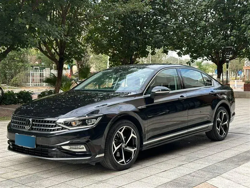 2023 Volkswagen Magotan 2.0T 186HP L4 7DCT