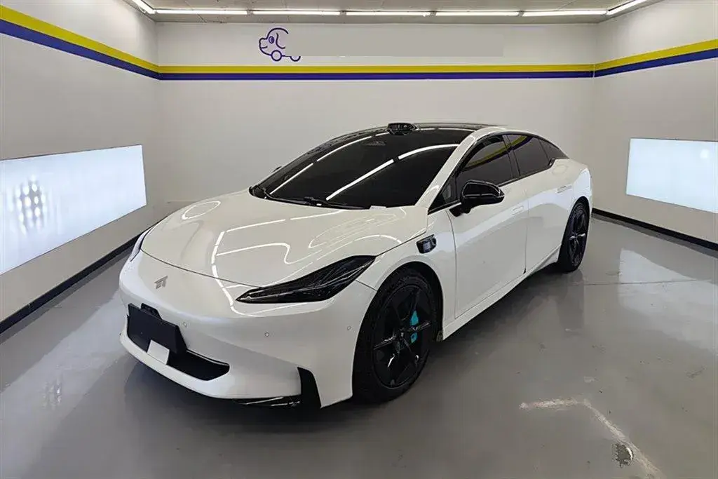 2023 Hyper GT BEV 80KWH