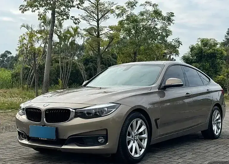 2013 BMW 3 Series GT 2.0T 184HP L4 8AT