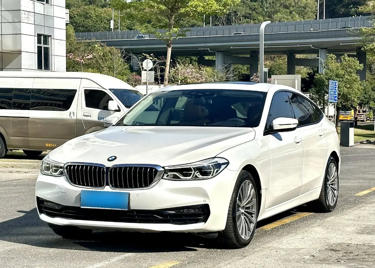 2019 BMW 6 Series GT 2.0T 258HP L4 8AT