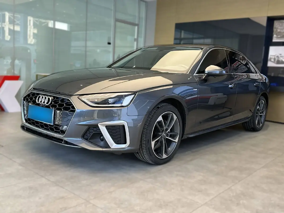 2020 Audi A4L 2.0T 190HP L4 7DCT