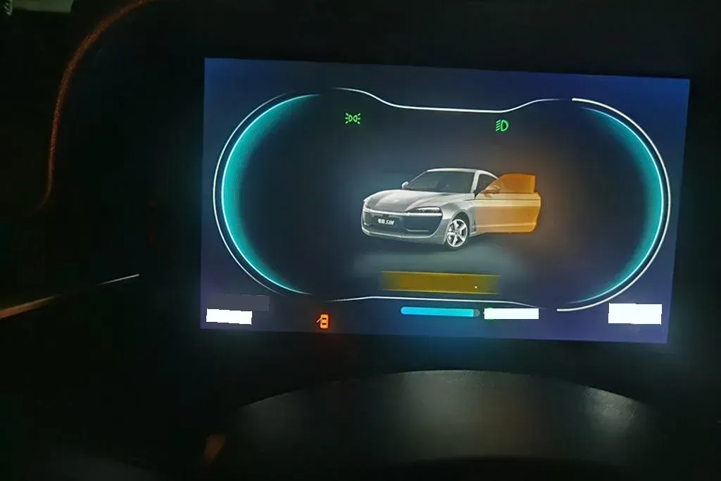 2019 Leapmotor S01 BEV 35.6KWH,autocango,china used car exporter,china ev exporter,chinese used car exporter,chinese used ev exporter