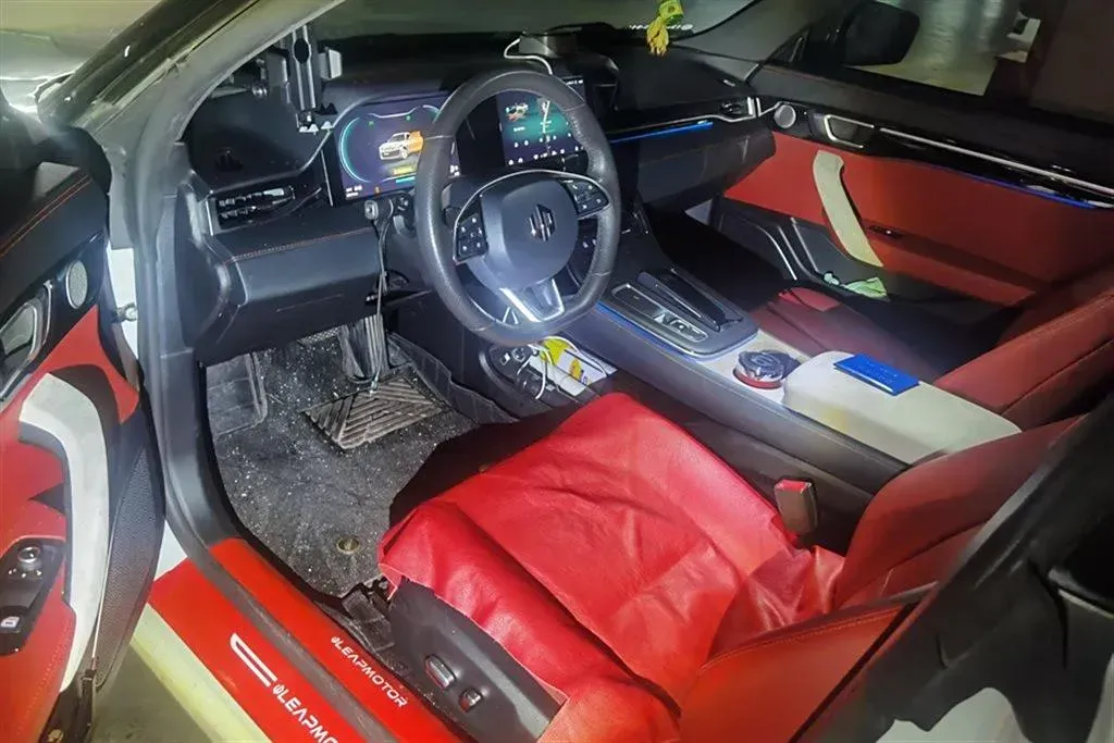 2019 Leapmotor S01 BEV 35.6KWH,autocango,china used car exporter,china ev exporter,chinese used car exporter,chinese used ev exporter